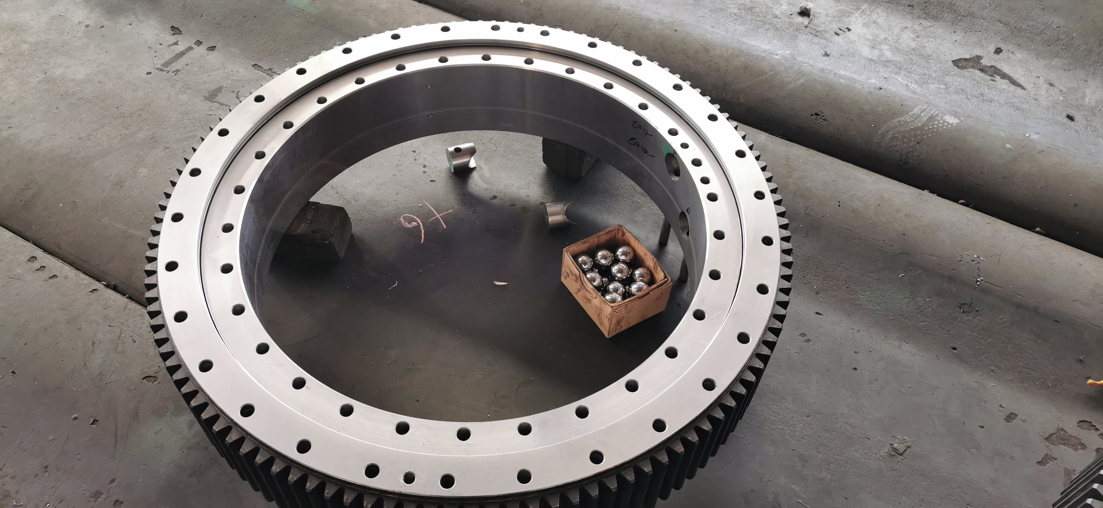 Analysis of Accuracy Class of Slewing Bearings